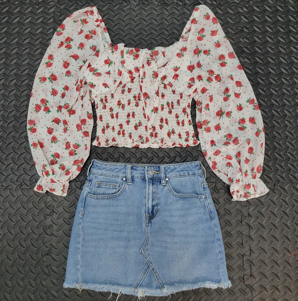 PACSUN Denim Mini Skirt Size 23 Capsule Wardrobe Y2K Neutral Basic Vacation